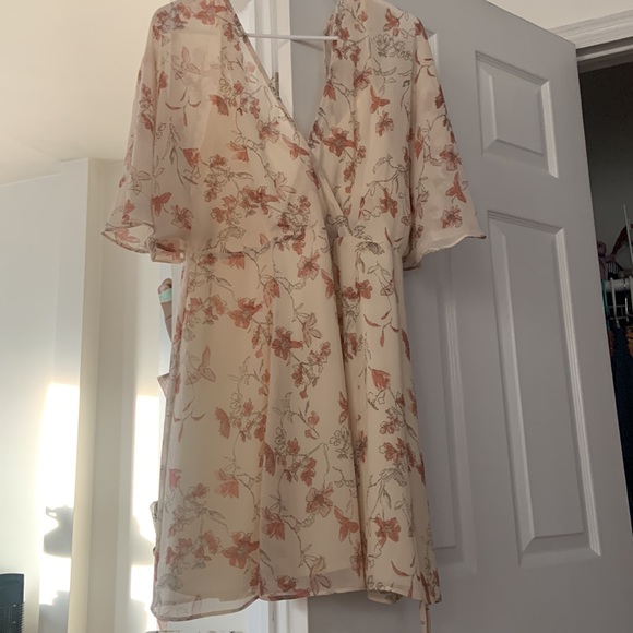 Floral Lulus Dress - Picture 1 of 3